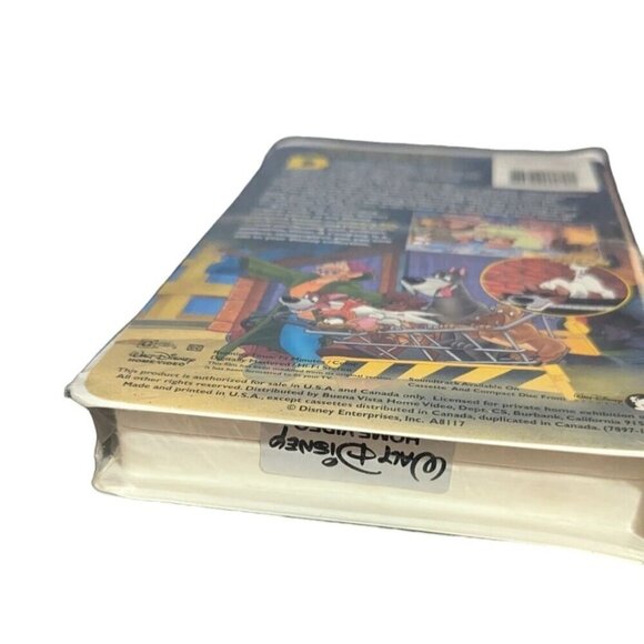 Walt Disney Masterpiece Oliver & Company VHS Seale READ NOS - Picture 5 of 8